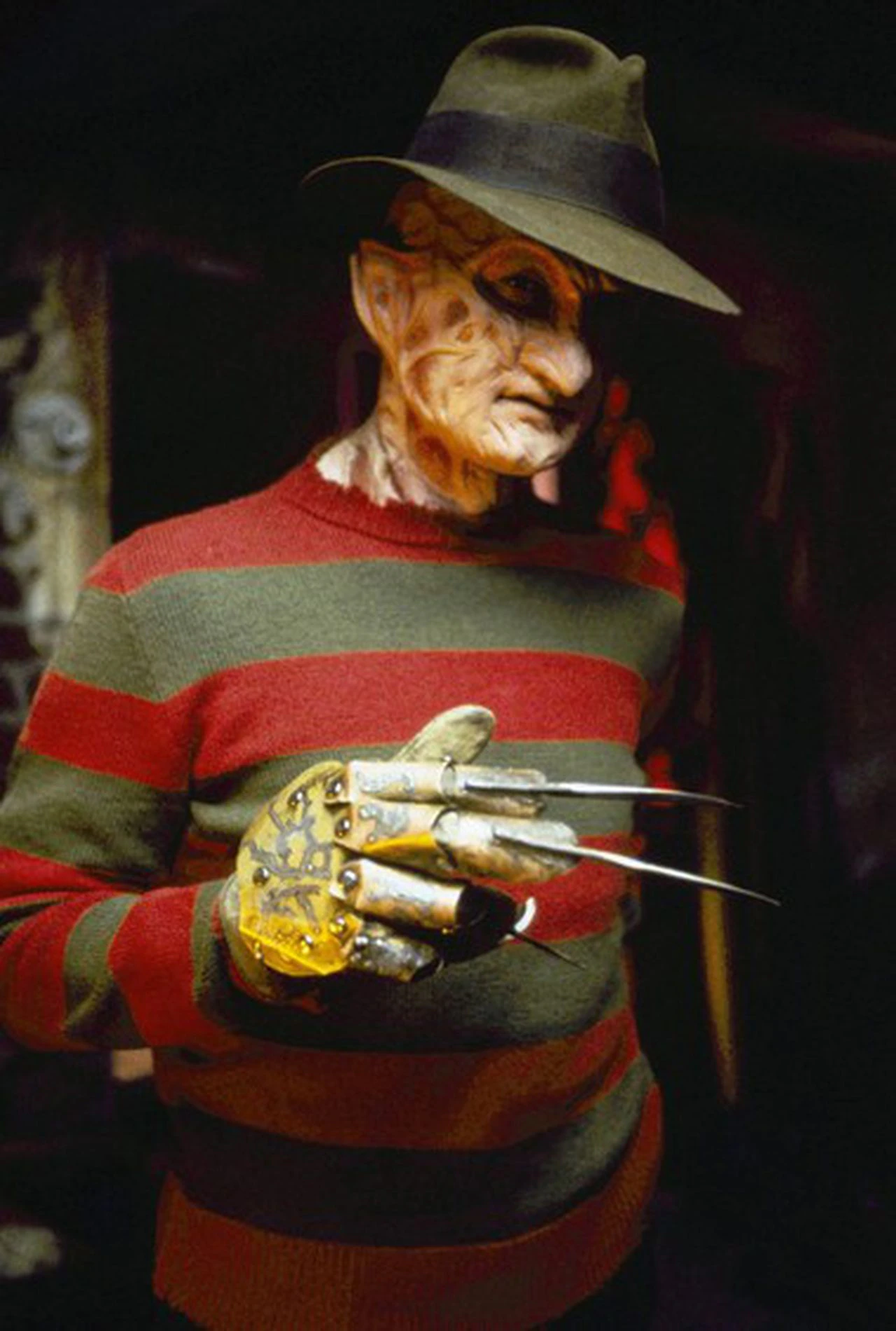 The Secret behind Freddy’s Glove