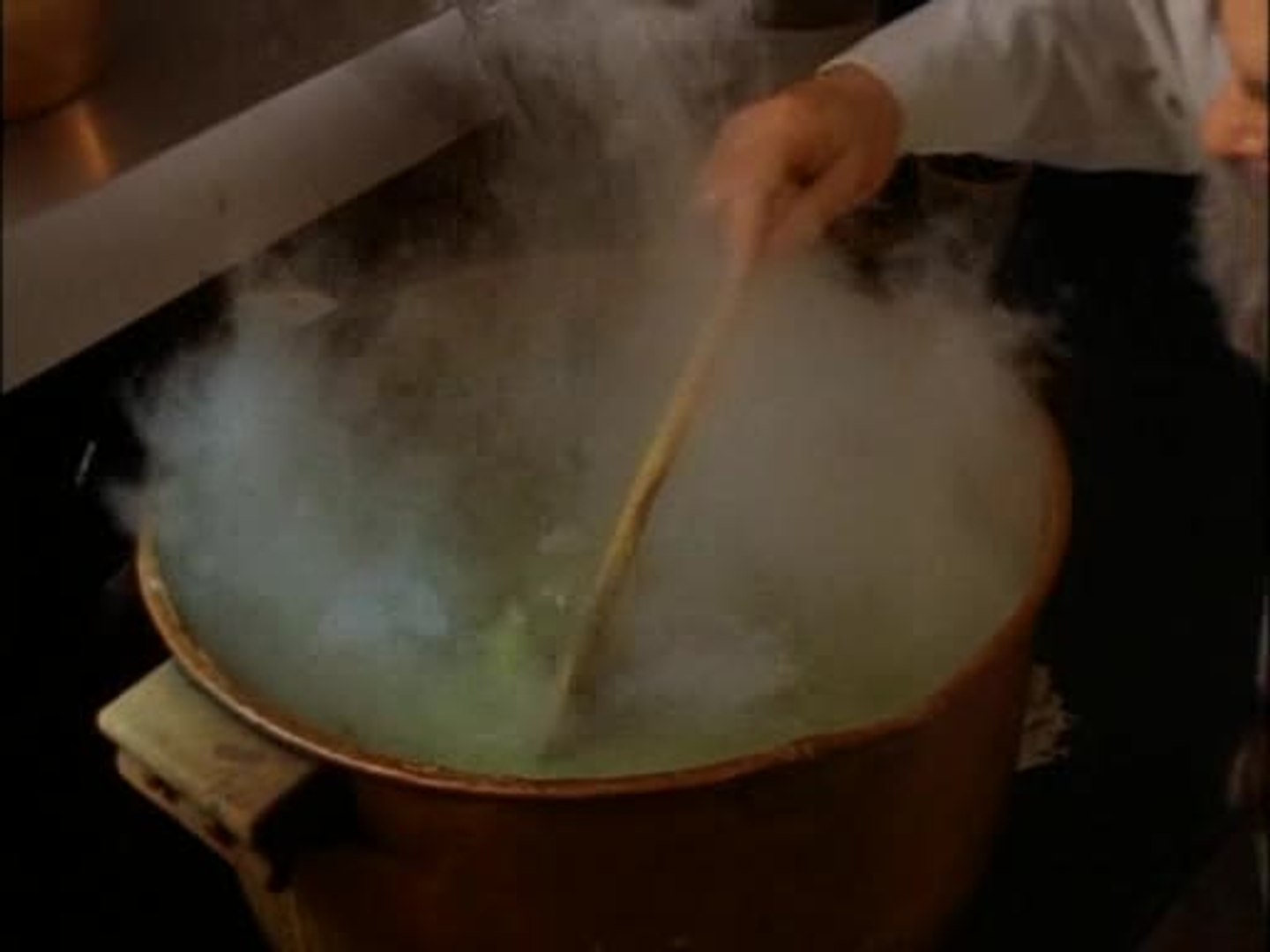 The Tale Of The Dangerous Soup (season 3, episode 13)