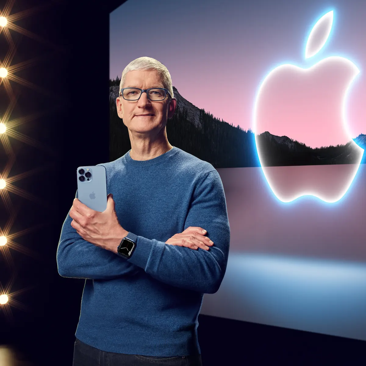 What was the controversy Tim Cook was embroiled in