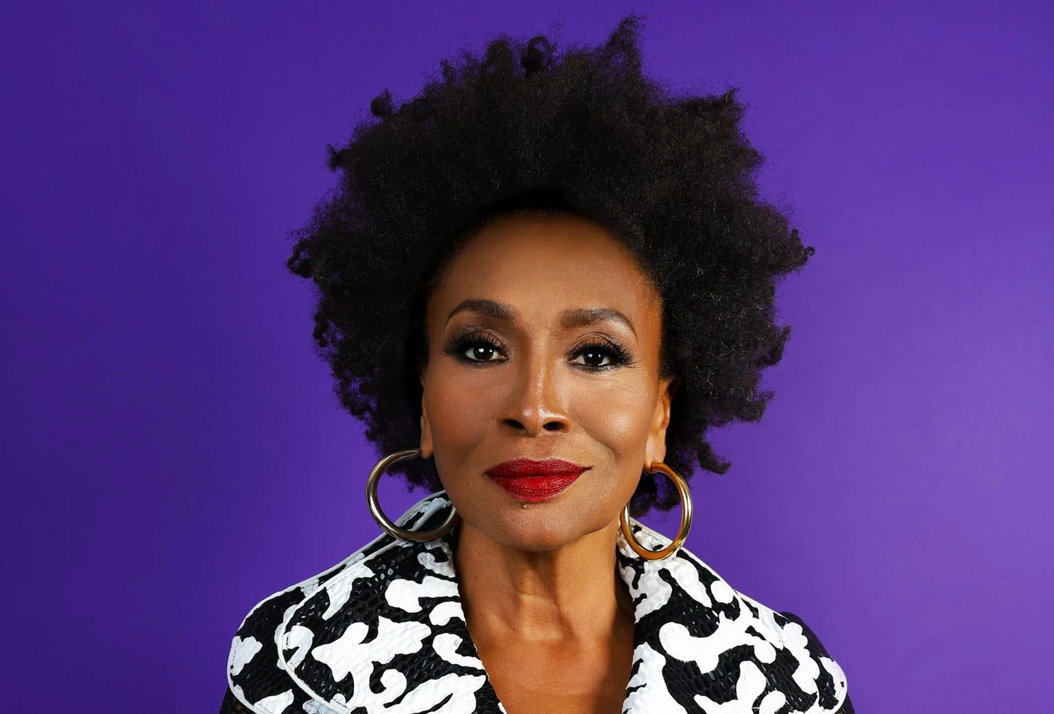 How did Jenifer Lewis’s career start