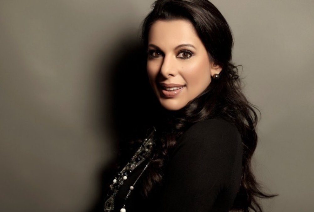 How did Pooja Bedi start her profession as an actress