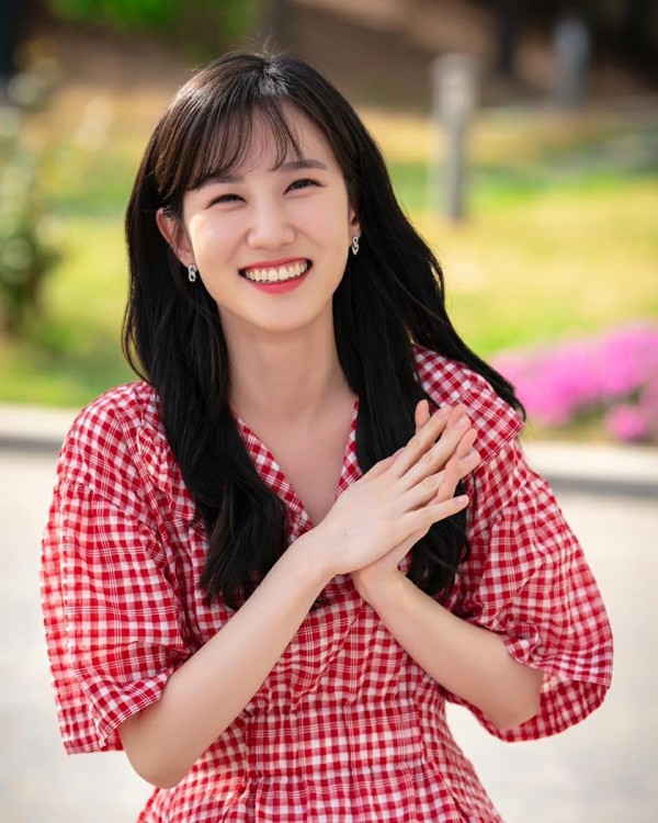 What are the honours and accolades received by Park Eun-Bin