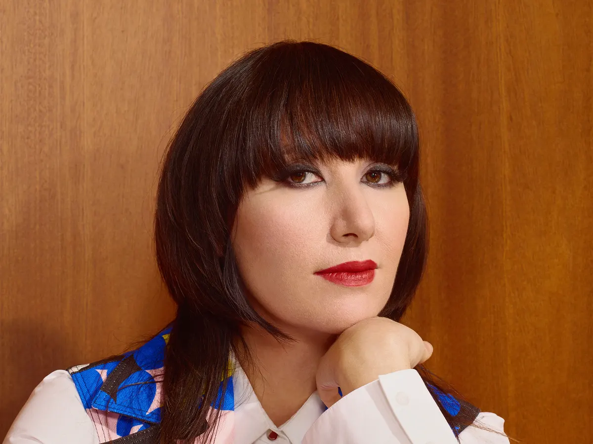 What is known about Karen O’s early life