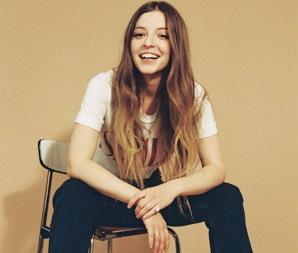 What was Jade Bird’s early life like