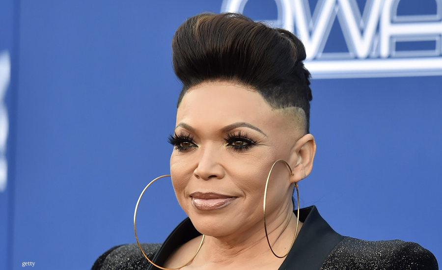 How is Tisha Campbell a philanthropist