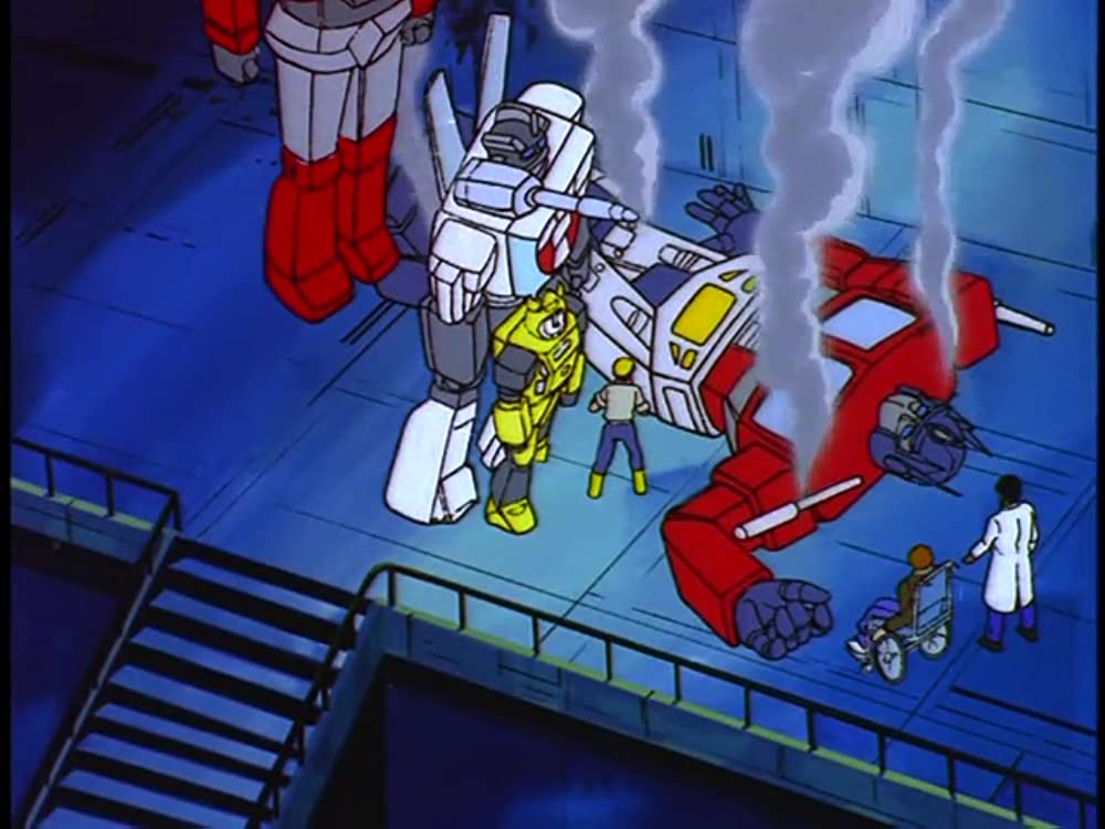Optimus Sacrifices Himself To Protect The Humans - Divide and Conquer  [Season 1 Ep5]