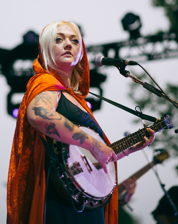 What is Elle King doing currently