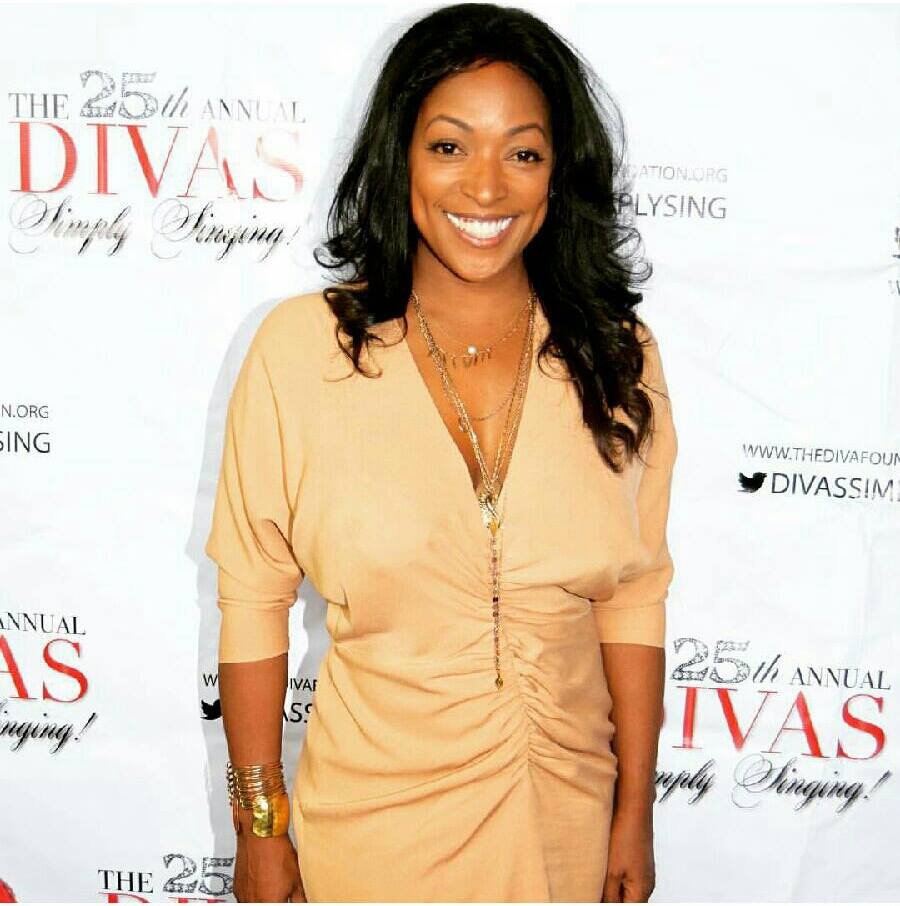 What is Kellita Smith's net worth, and what accolades has she received