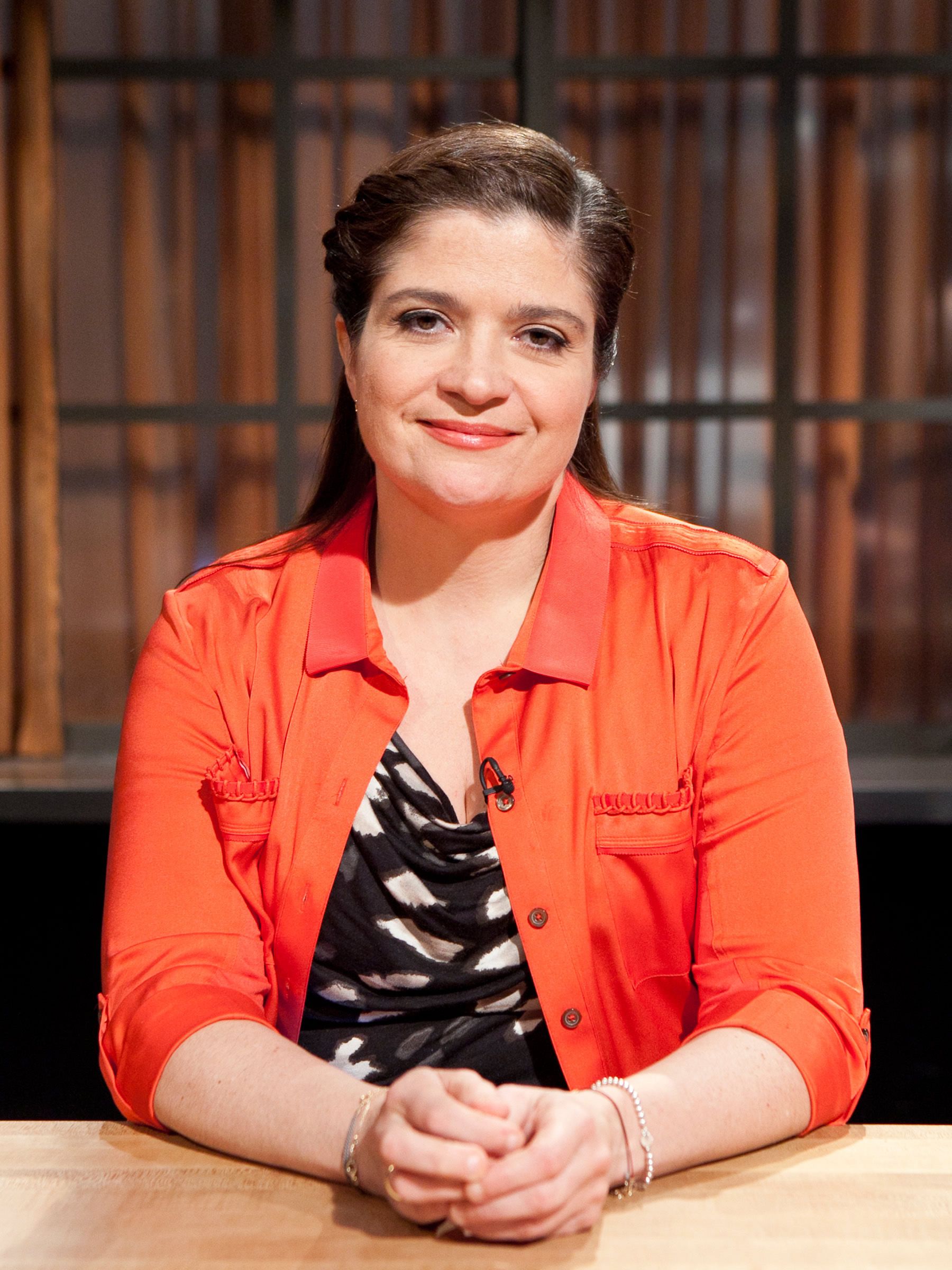 What is Alex Guarnaschelli's total net worth