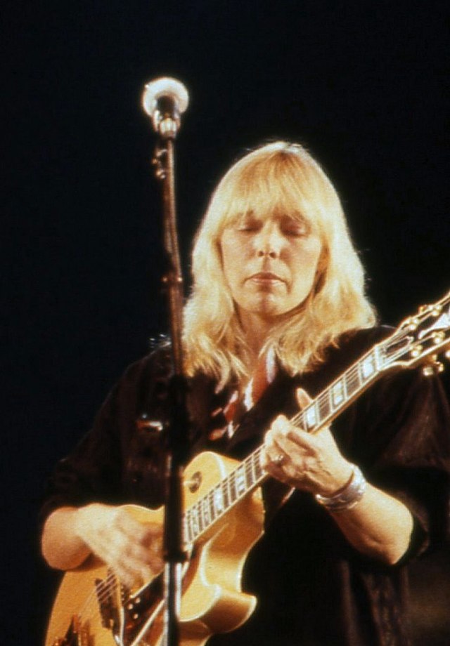 What was Joni Mitchell’s preferred style